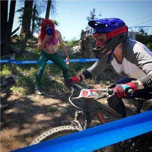 Meet your Posher, Dana